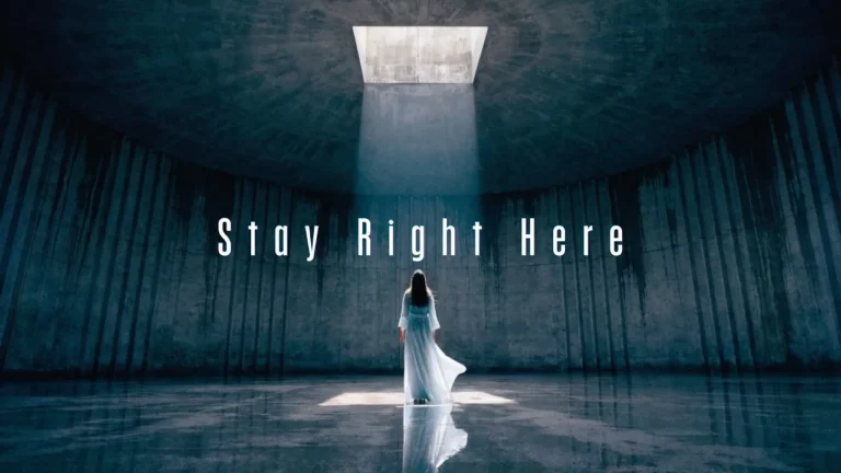Elysia Vale - Stay Right Here